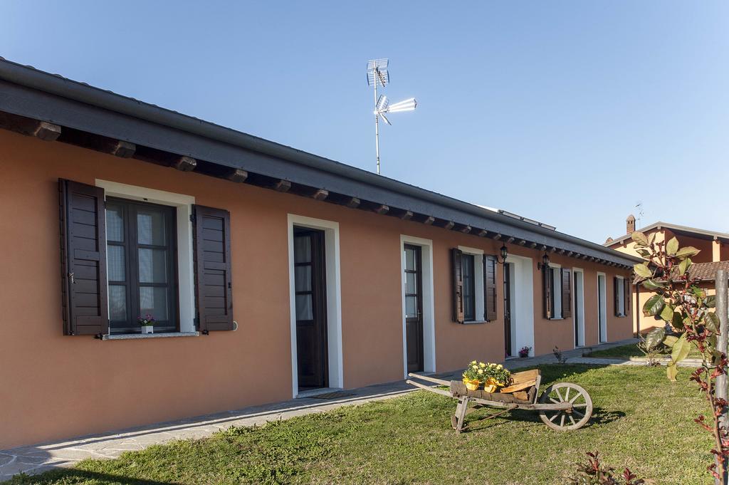 Agriturismo Cascina Aguzza Оледжо Екстериор снимка