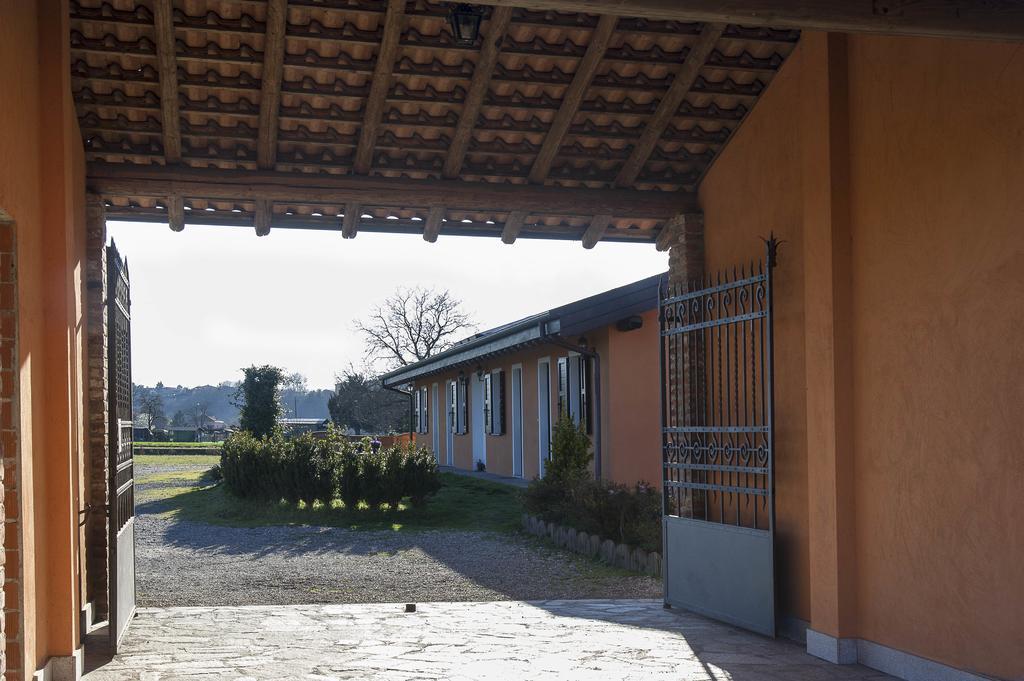 Agriturismo Cascina Aguzza Оледжо Екстериор снимка