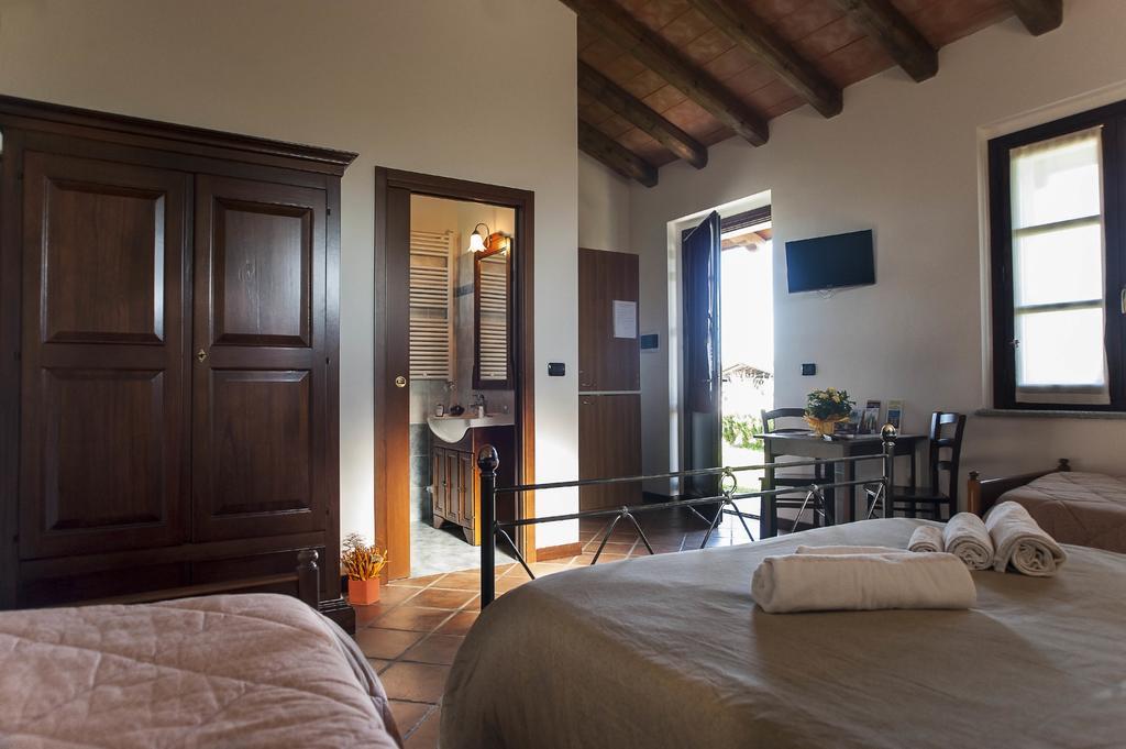 Agriturismo Cascina Aguzza Оледжо Екстериор снимка