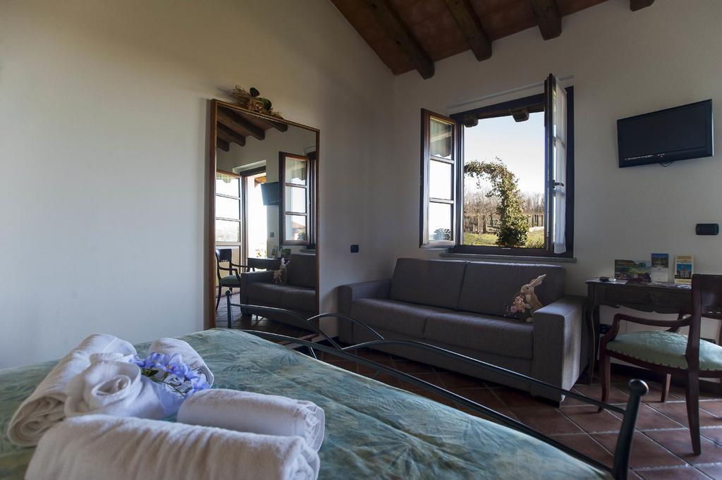 Agriturismo Cascina Aguzza Оледжо Екстериор снимка